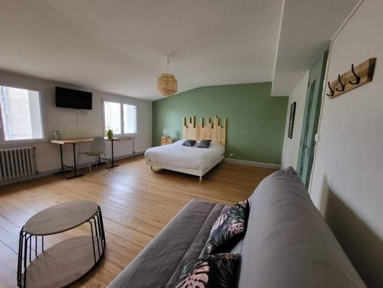 EtauliersLa Maison Des Martinettes别墅 外观 照片
